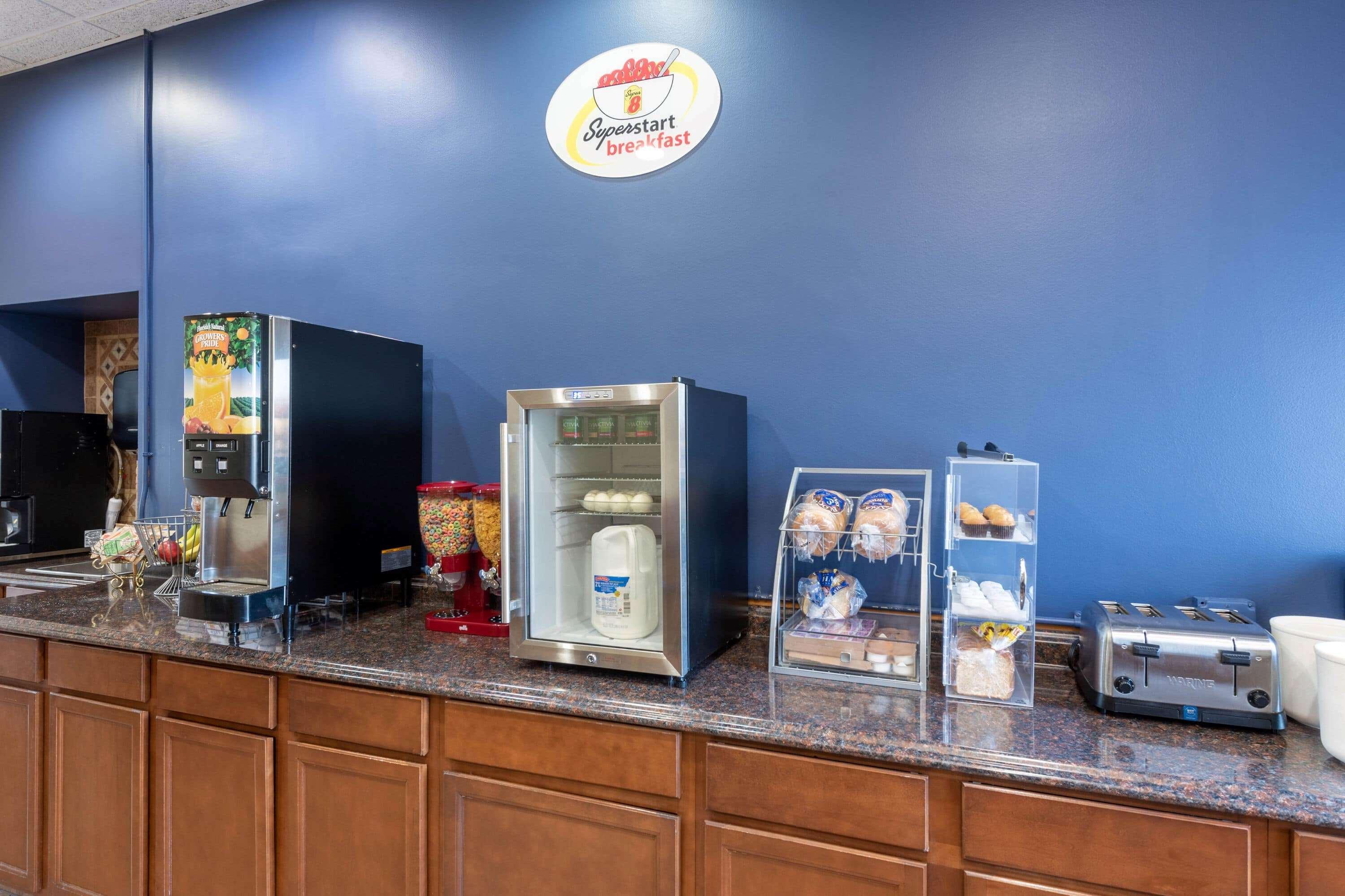 Super 8 Cleveland Hotel North Ridgeville Екстериор снимка