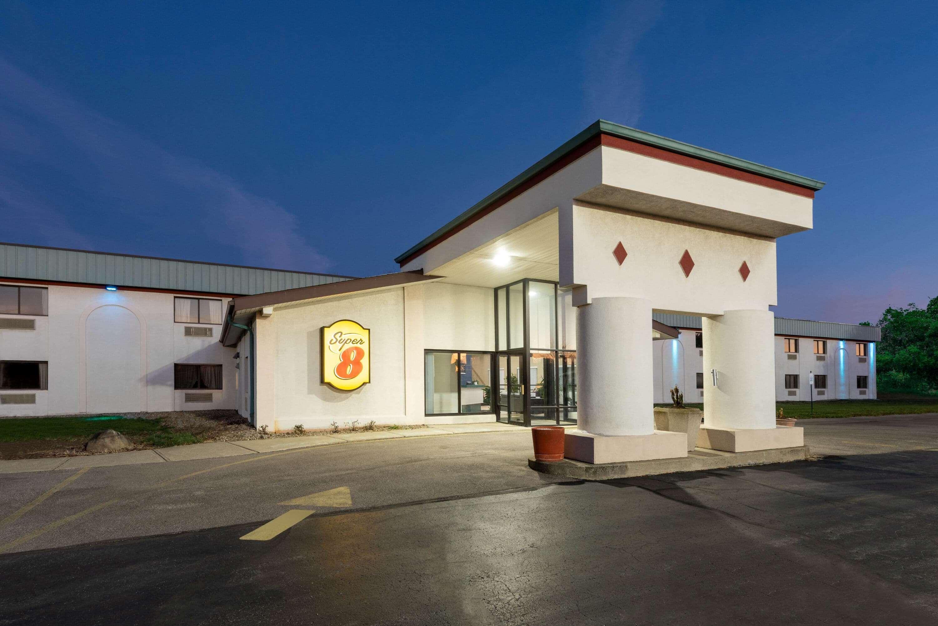 Super 8 Cleveland Hotel North Ridgeville Екстериор снимка