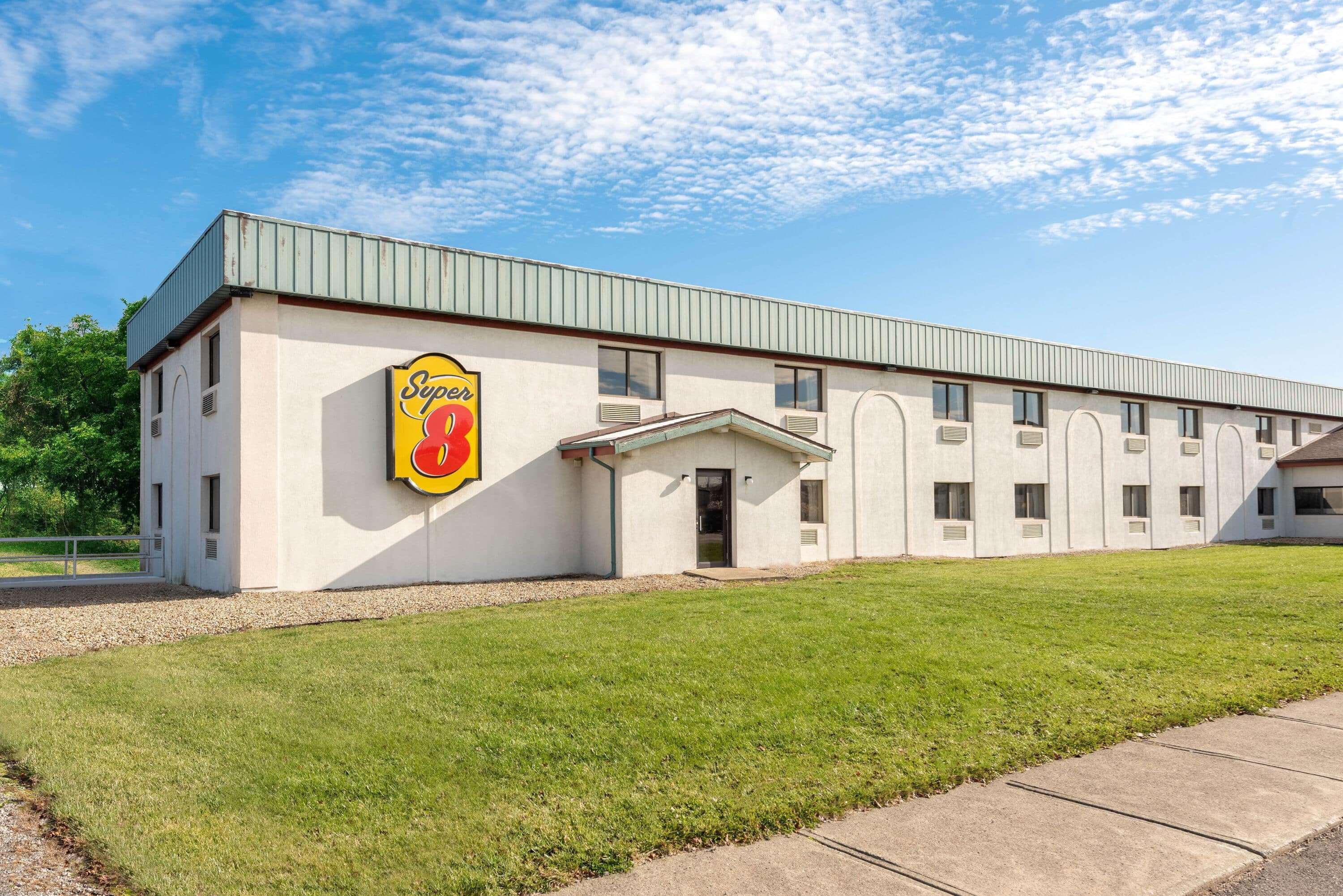 Super 8 Cleveland Hotel North Ridgeville Екстериор снимка